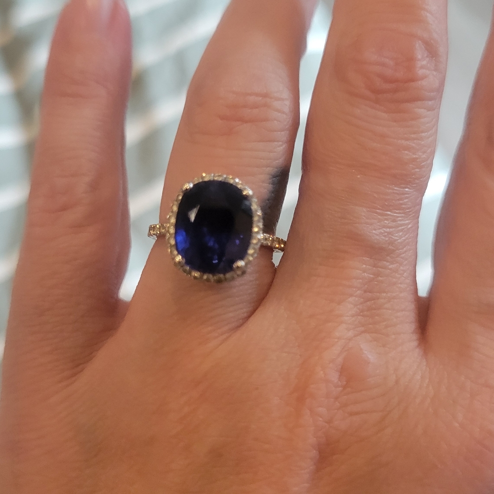 Elegant Blue Stone Ring